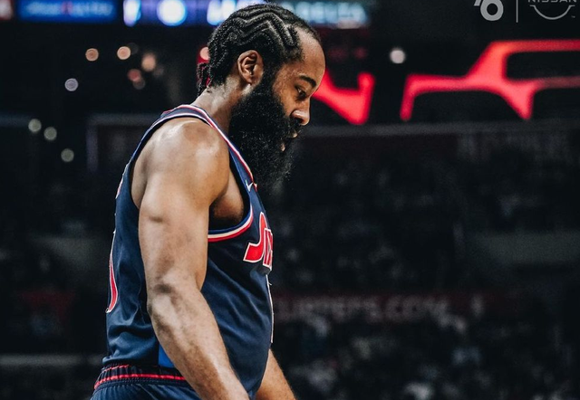 包含费耶诺德发布备战花絮,窗口期状态回暖,亚冠任务艰巨,更衣室氛围转暖的词条 包含费耶诺德发布备战花絮,窗口期状态回暖,亚冠任务艰巨,更衣室氛围转暖的词条